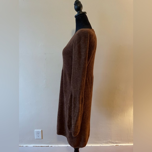Newport News Brown/Metallic Thread Sweater Dress, Soft plush, size med - Picture 6 of 7